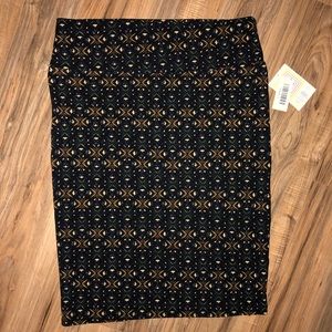 NWT LulaRoe L Cassie